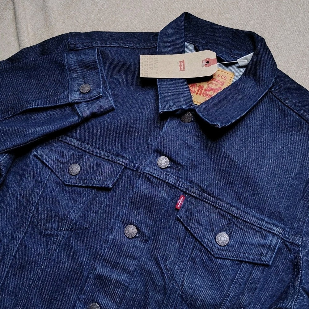 Levi's Standard Denim Trucker Jean Jacket Dark Wash‎ Mens Size Small Coat